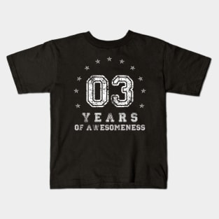 Vintage 3 years of awesomeness Kids T-Shirt